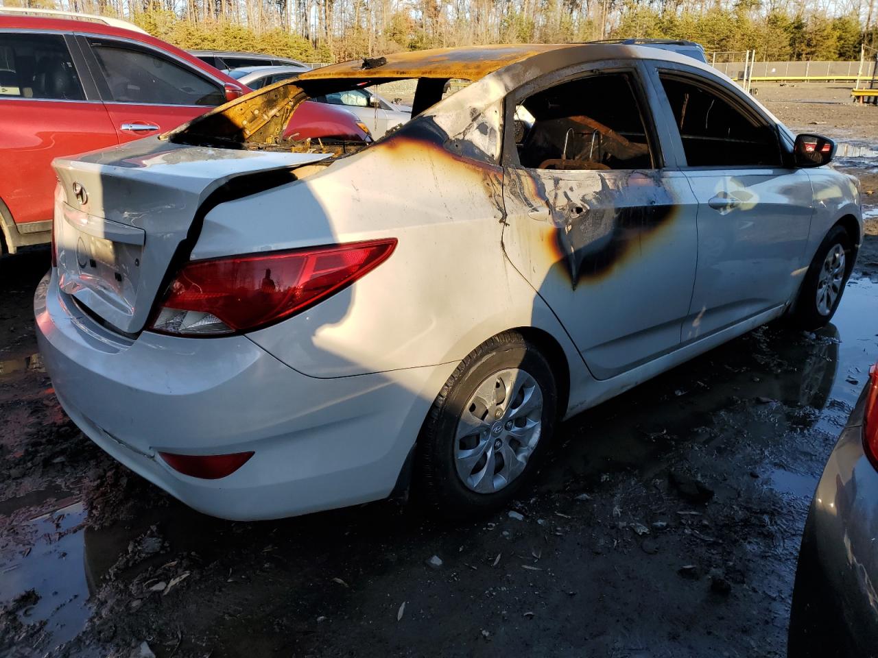 Изображение 3 2016 HYUNDAI ACCENT SE 2016 с VIN KMHCT4AE1GU078467