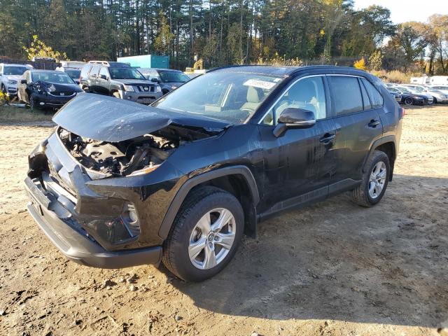2021 TOYOTA RAV4 XLE 2021 image