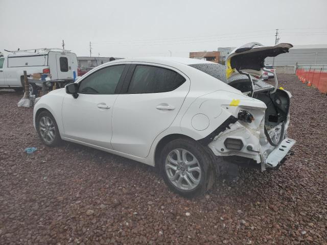 Изображение 2 2018 TOYOTA YARIS IA  2018 с VIN 3MYDLBYV0JY309092