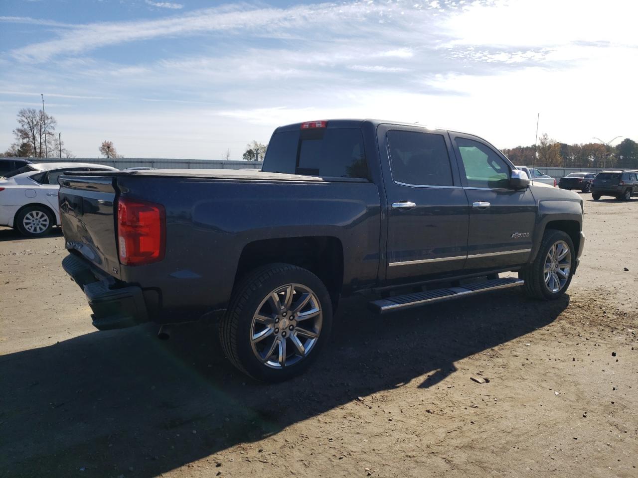 Image 3 of 2018 CHEVROLET SILVERADO K1500 LTZ 2018 with VIN 3GCUKSEC4JG339013