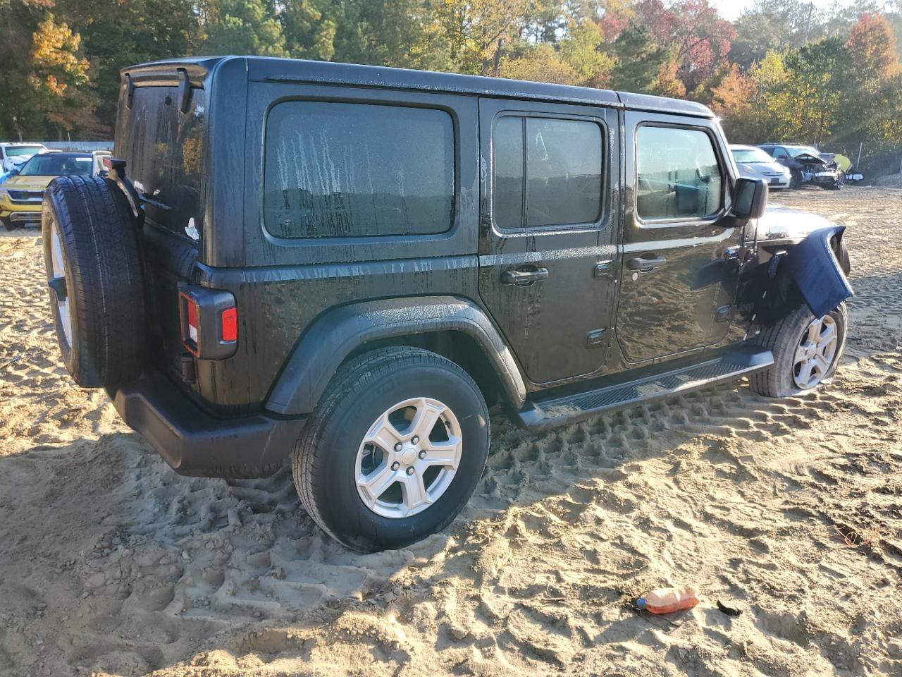 Image 3 of 2022 JEEP WRANGLER UNLIMITED SPORT 2022 with VIN 1C4HJXDG9NW175741
