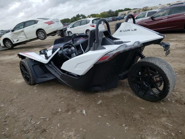 Image 2 of 2021 POLARIS SLINGSHOT S WITH TECHNOLOGY PACKAGE 2021 with VIN 57XAATHD9M8144168