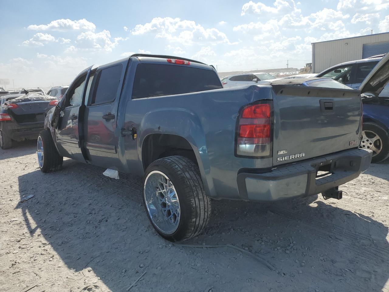 Изображение 2 2011 GMC SIERRA C1500 SL 2011 с VIN 3GTP1UEA6BG340868