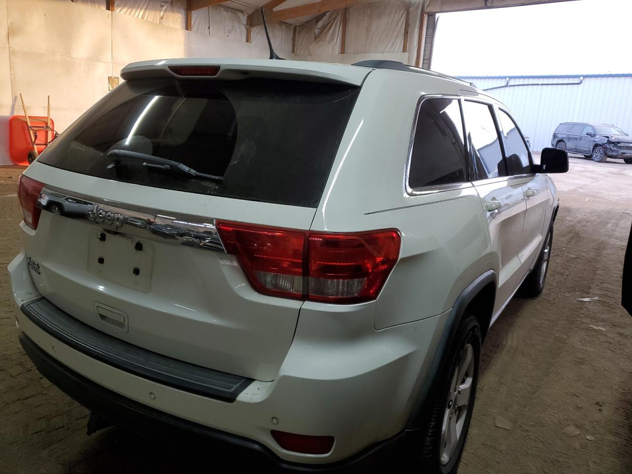 Изображение 3 2011 JEEP GRAND CHEROKEE LAREDO 2011 с VIN 1J4RR4GTXBC676438