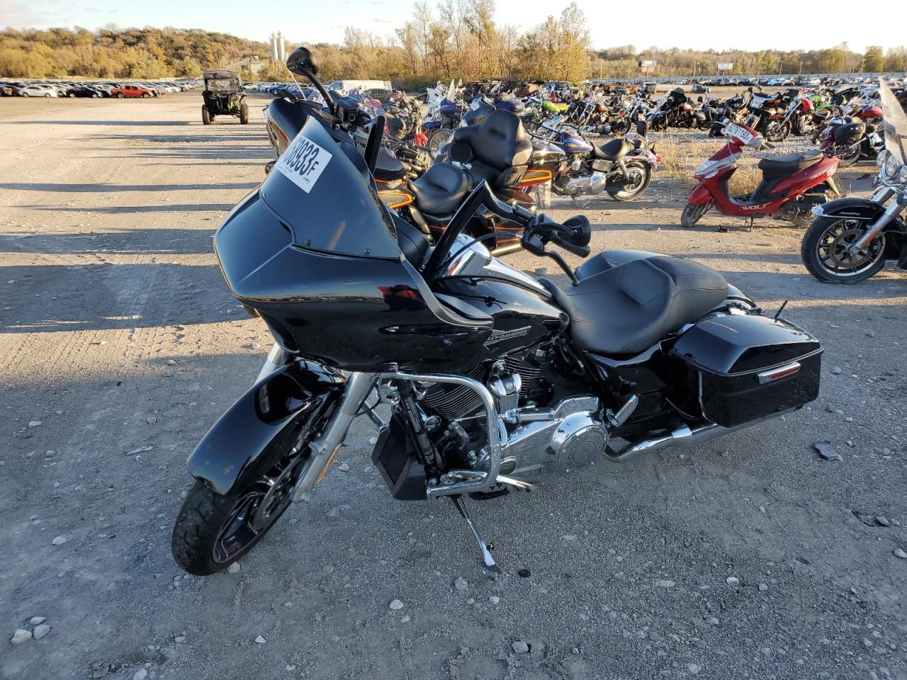 Image 2 of 2022 HARLEY-DAVIDSON FLTRX  2022 with VIN 1HD1KHC10NB647557