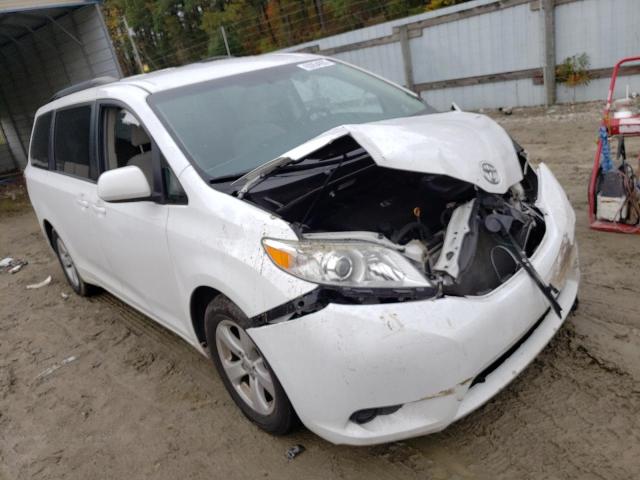 Obraz 1 z 2017 TOYOTA SIENNA LE 2017 z VIN 5TDKZ3DC8HS868275