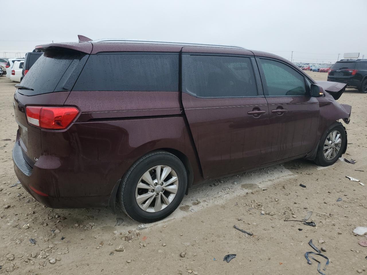 Image 3 of 2017 KIA SEDONA LX 2017 with VIN KNDMB5C12H6320734