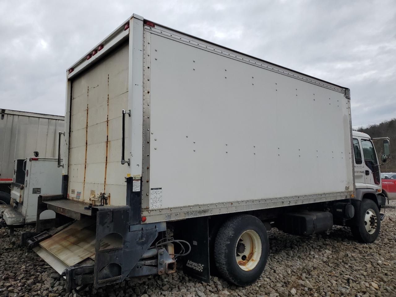 Obraz 3 z 2009 ISUZU T7F042-FVR  2009 z VIN 4GTK7F1B99F700163