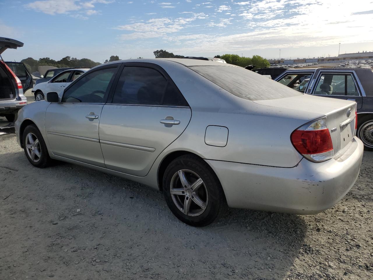 Image 2 of 2006 TOYOTA CAMRY LE 2006 with VIN 4T1BE30KX6U728094