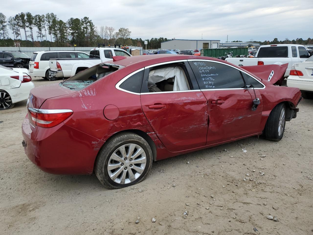 Obraz 3 z 2015 BUICK VERANO  2015 z VIN 1G4PP5SK6F4214736