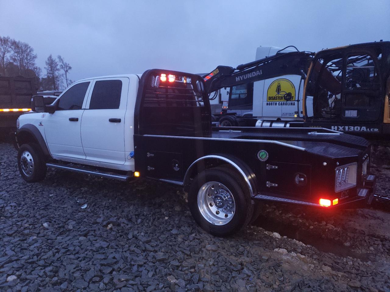 Obraz 2 z 2023 RAM 5500  2023 z VIN 3C7WRNEL8PG531164