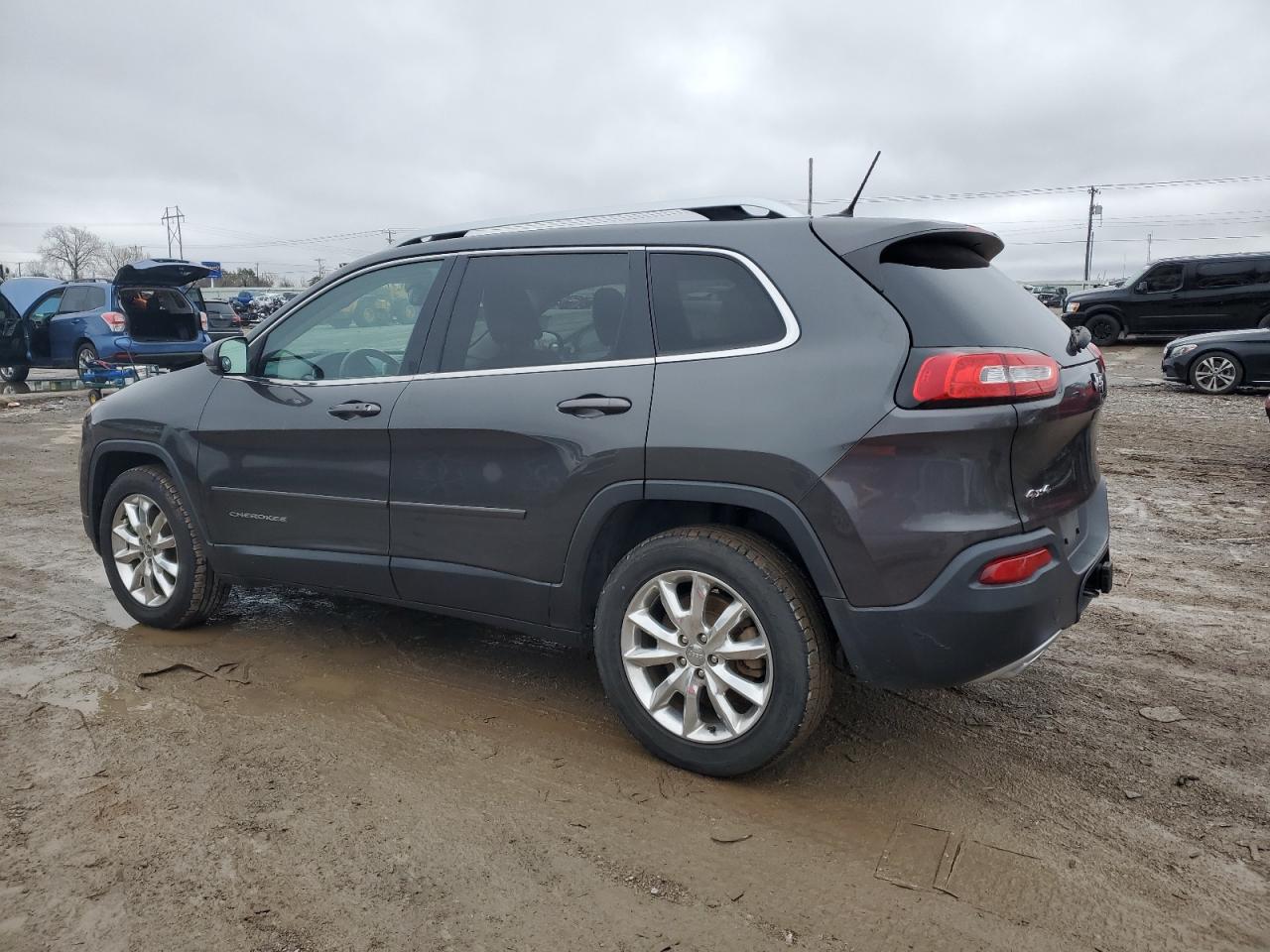 Image 2 of 2015 JEEP CHEROKEE LIMITED 2015 with VIN 1C4PJMDS9FW609768