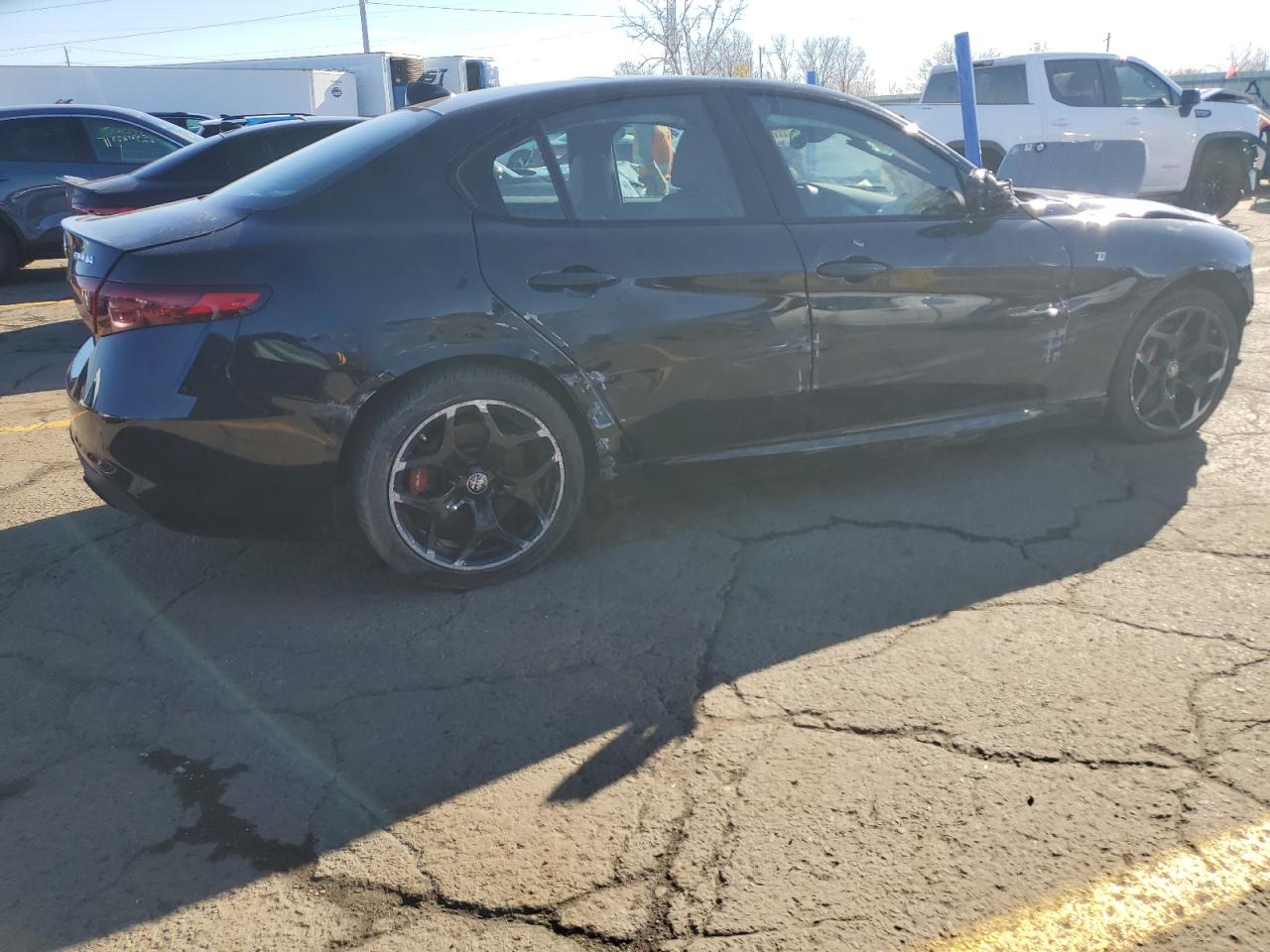 Image 3 of 2022 ALFA ROMEO GIULIA SUPER 2022 with VIN ZARFANBN3N7665184