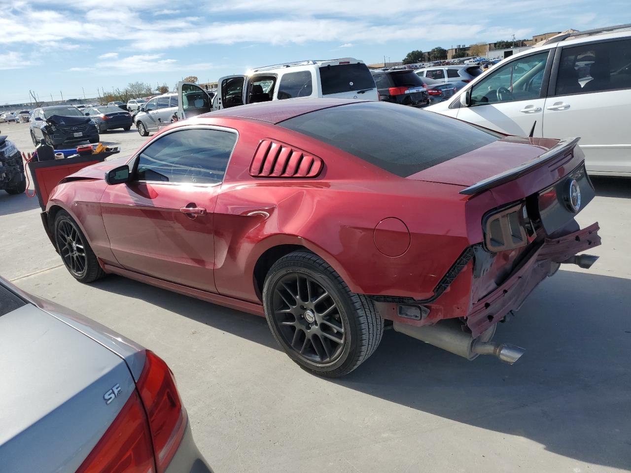 Obraz 2 z 2014 FORD MUSTANG  2014 z VIN 1ZVBP8AM3E5235374