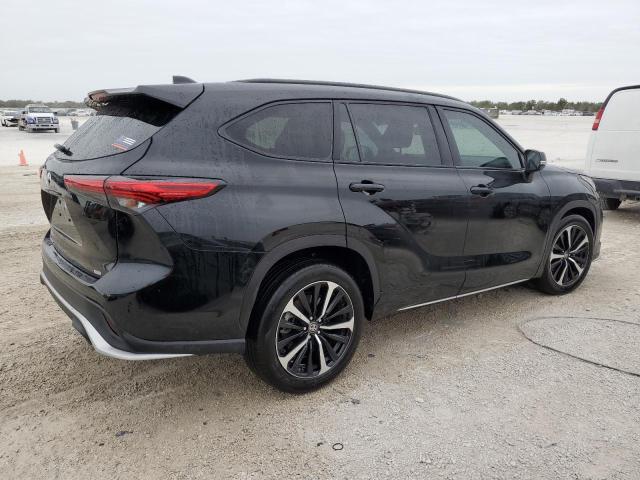 Изображение 3 2021 TOYOTA HIGHLANDER XSE 2021 с VIN 5TDLZRAH9MS053570