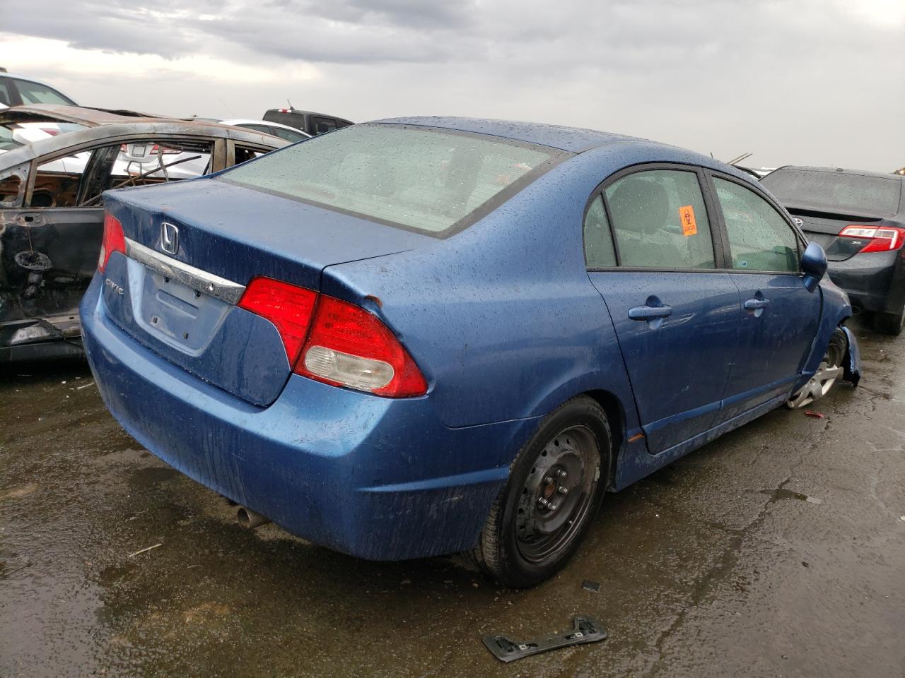 Obraz 3 z 2011 HONDA CIVIC LX 2011 z VIN 2HGFA1F58BH537117