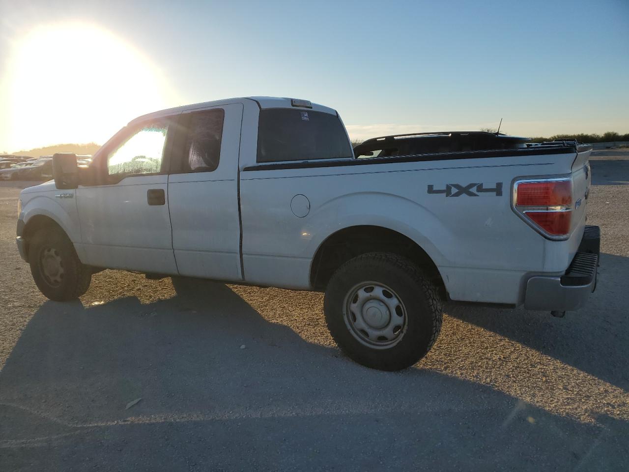 Obraz 2 z 2010 FORD F150 SUPER CAB 2010 z VIN 1FTFX1EVXAKE58392