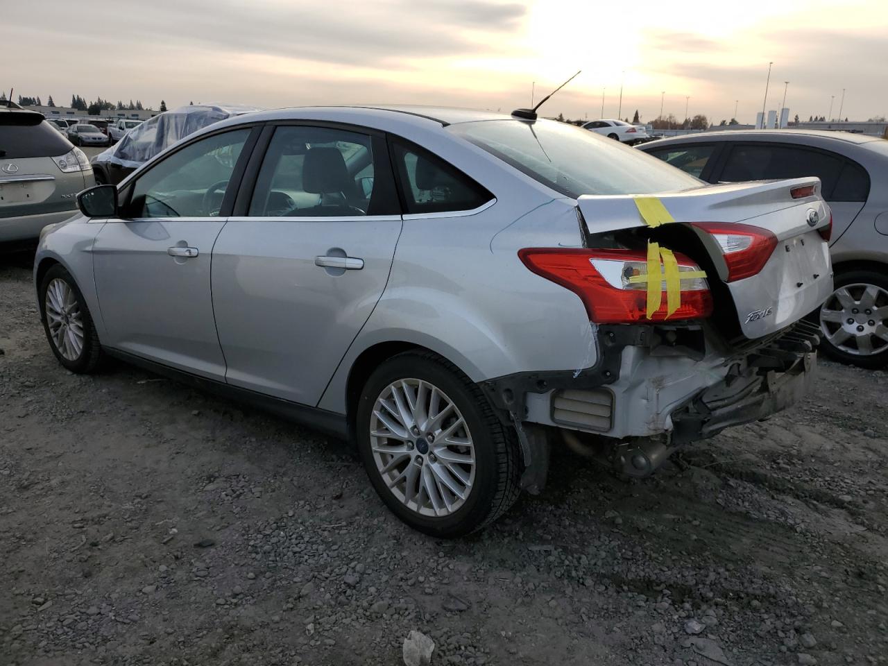 Obraz 2 z 2012 FORD FOCUS SEL 2012 z VIN 1FAHP3H29CL315684