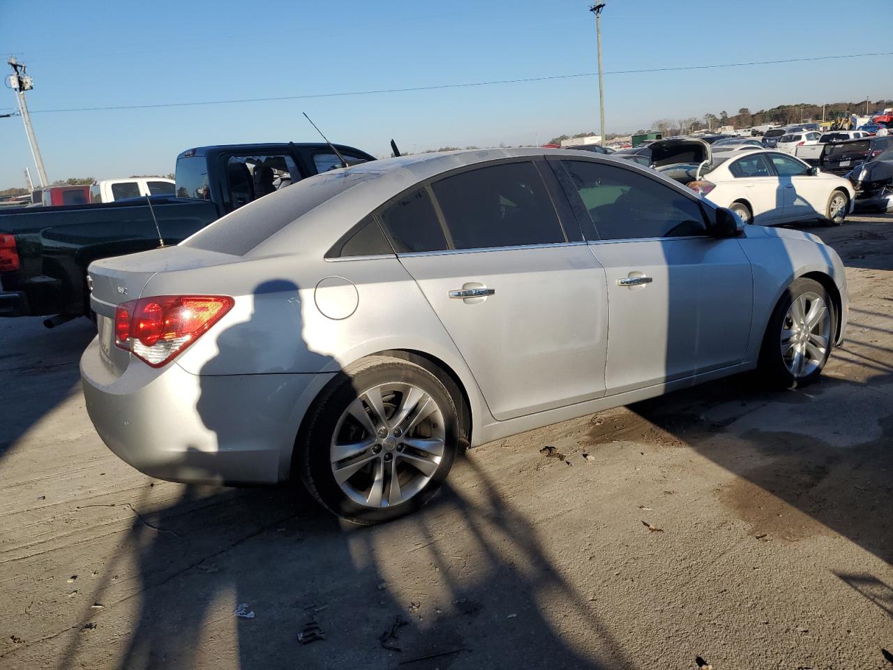 Image 3 of 2011 CHEVROLET CRUZE LTZ 2011 with VIN 1G1PH5S90B7265570