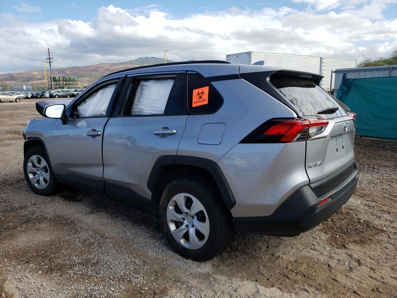 Image 2 of 2021 TOYOTA RAV4 LE 2021 with VIN JTMK1RFV7MD074141