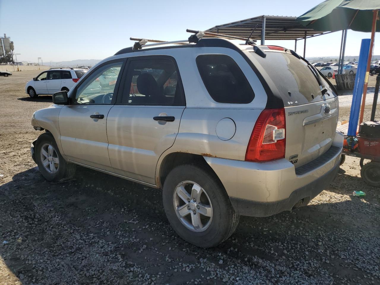 Image 2 of 2009 KIA SPORTAGE LX 2009 with VIN KNDJE723797612013