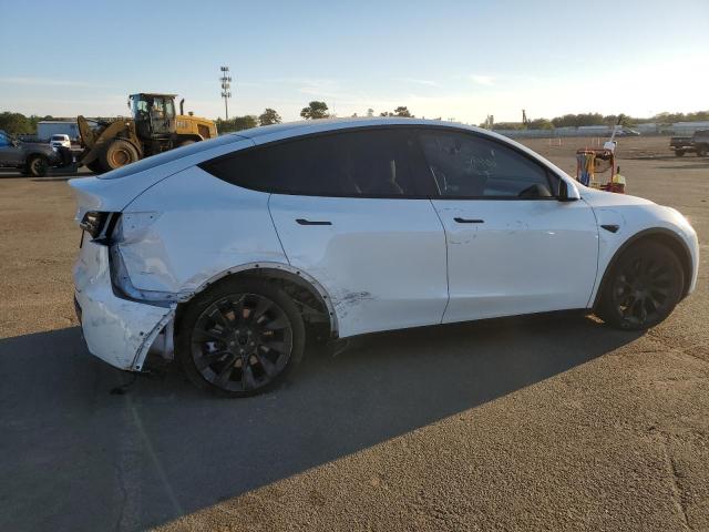 Image 3 of 2021 TESLA MODEL Y  2021 with VIN 5YJYGDEE8MF285502