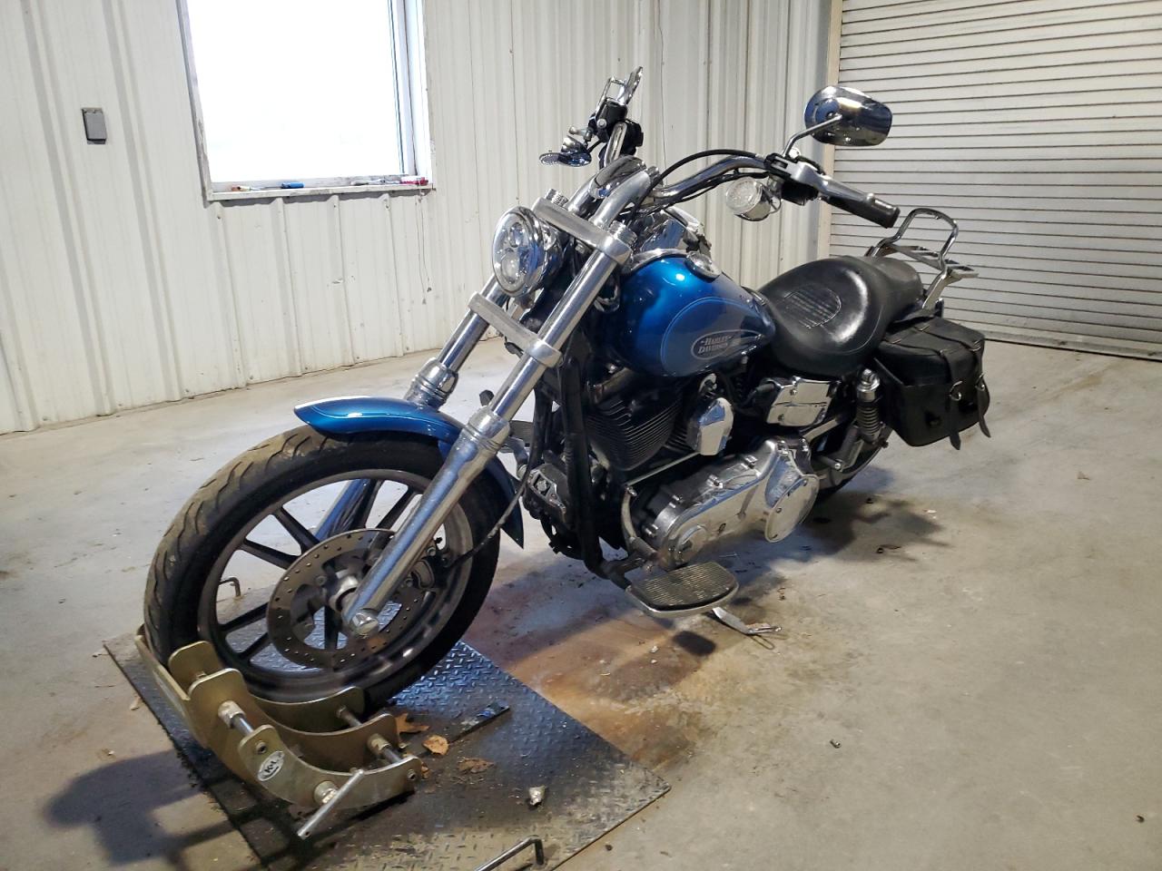 Obraz 2 z 2006 HARLEY-DAVIDSON FXDLI  2006 z VIN 1HD1GN1156K309642