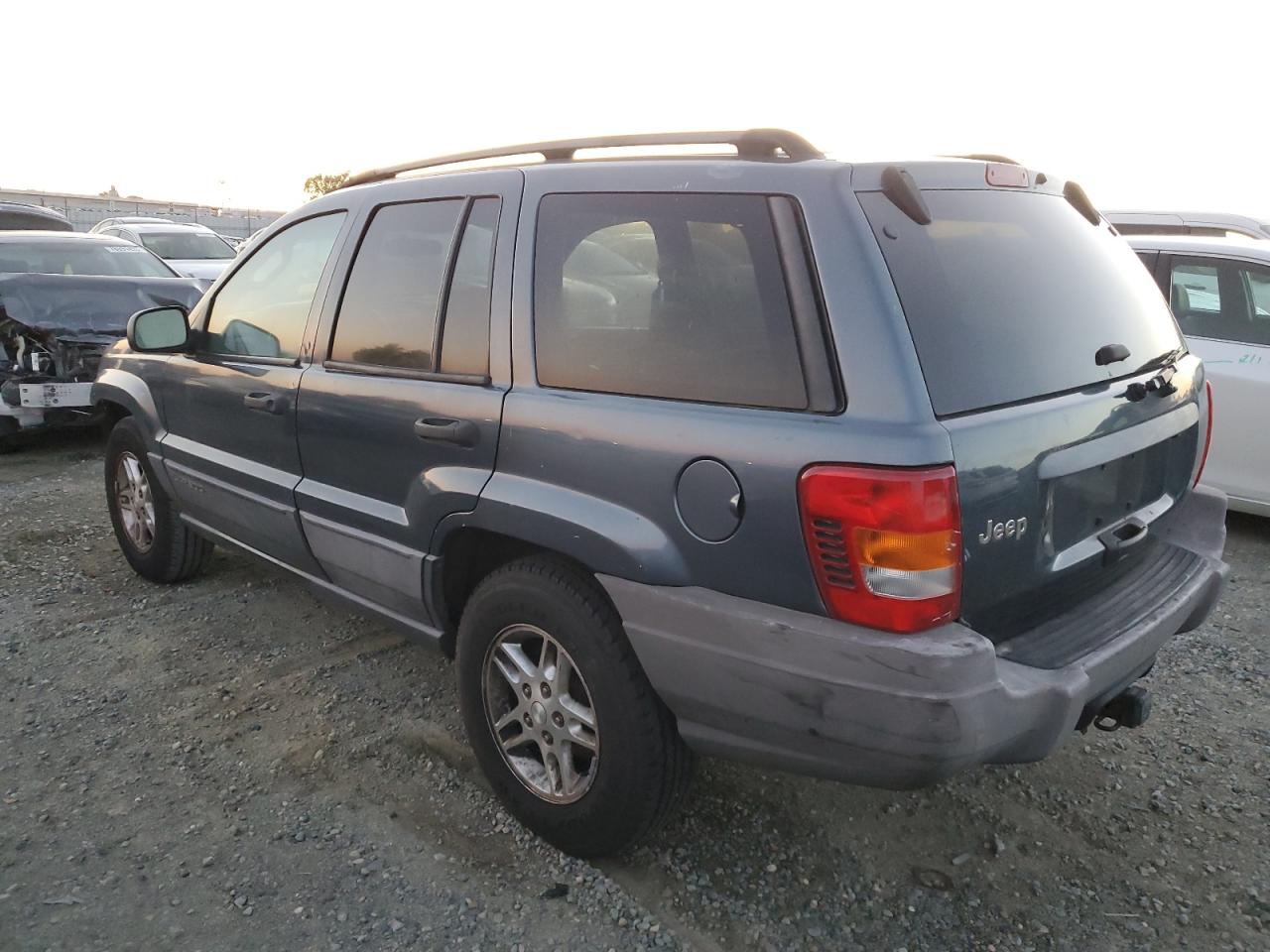 Изображение 2 2003 JEEP GRAND CHEROKEE LAREDO 2003 с VIN 1J4GW48SX3C512405