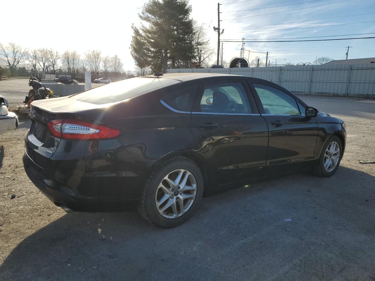 Obraz 3 z 2016 FORD FUSION SE 2016 z VIN 3FA6P0HD8GR307736