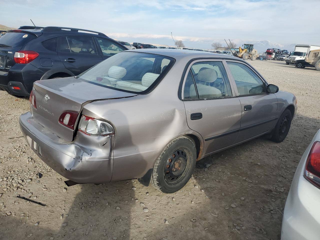 Image 3 of 2000 TOYOTA COROLLA VE 2000 with VIN 1NXBR12E3YZ394042