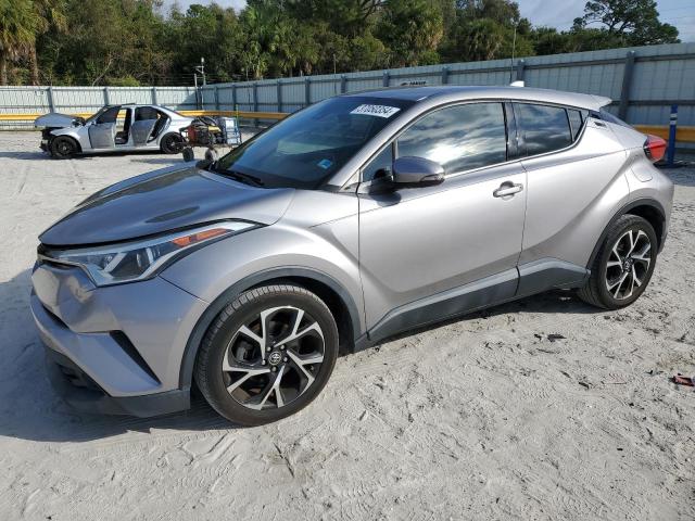 Изображение 1 2019 TOYOTA C-HR XLE 2019 с VIN NMTKHMBX8KR082013