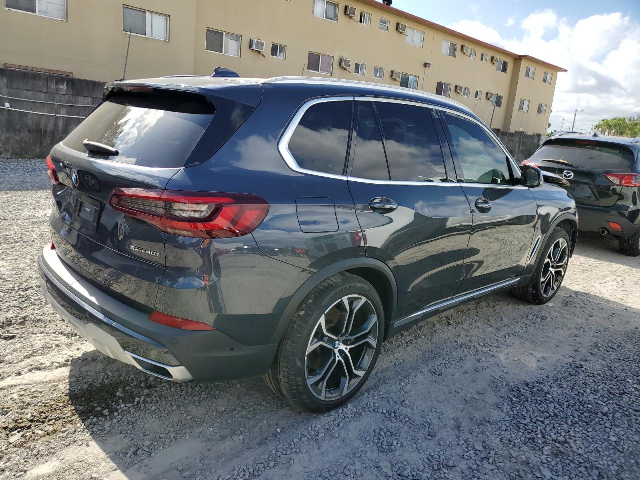 Image 3 of 2021 BMW X5 SDRIVE 40I 2021 with VIN 5UXCR4C07M9F21693