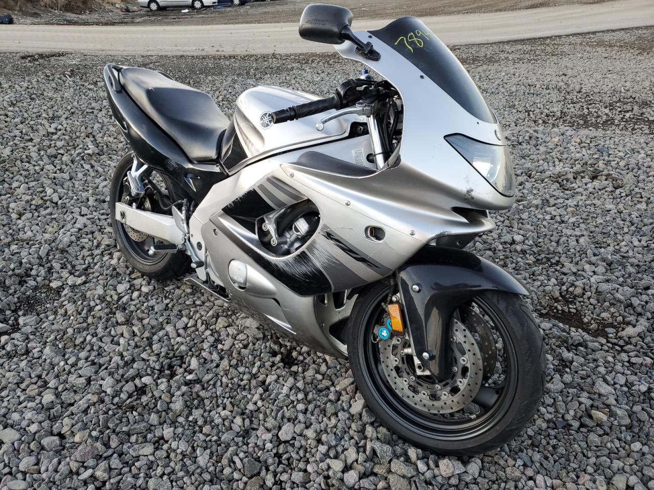 Obraz 2004 YAMAHA YZF600 R 2004