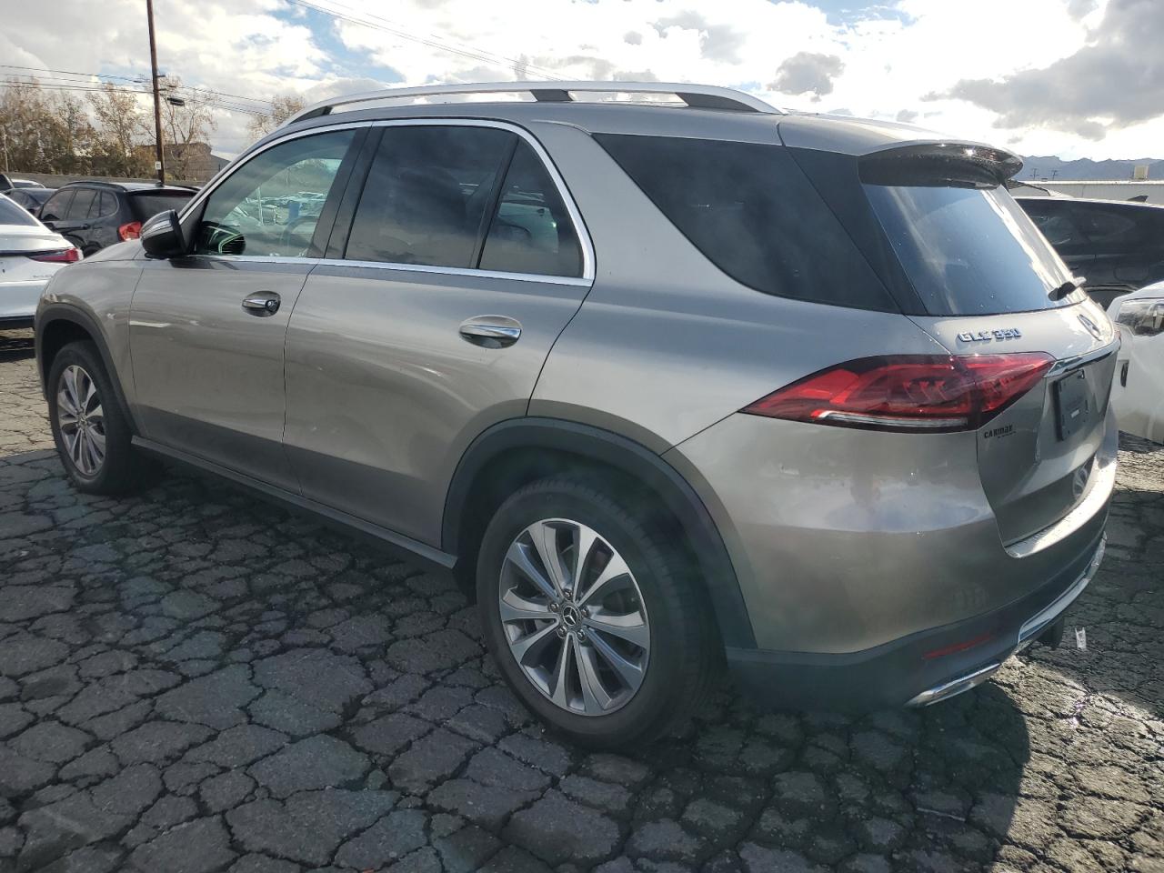 Image 2 of 2020 MERCEDES-BENZ GLE 350 4MATIC 2020 with VIN 4JGFB4KB8LA012899