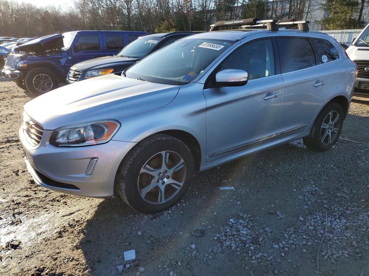 Image 1 of 2015 VOLVO XC60 T6 PREMIER 2015 with VIN YV4902RB6F2590559