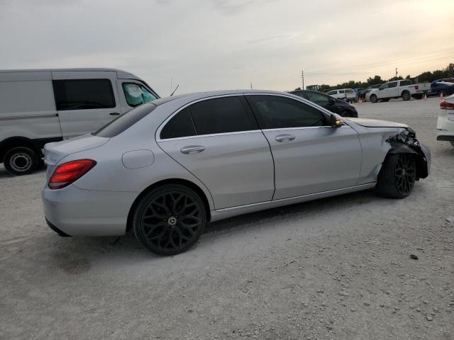 Изображение 3 2017 MERCEDES-BENZ C 300 4MATIC 2017 с VIN 55SWF4KB1HU183970