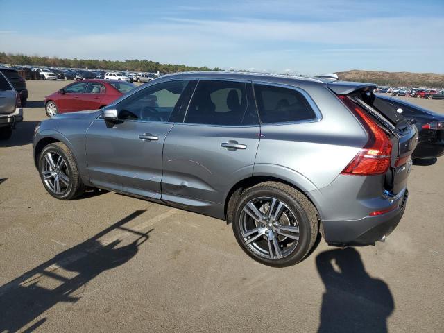 Obraz 2 z 2021 VOLVO XC60 T5 MOMENTUM 2021 z VIN YV4102RK8M1686130