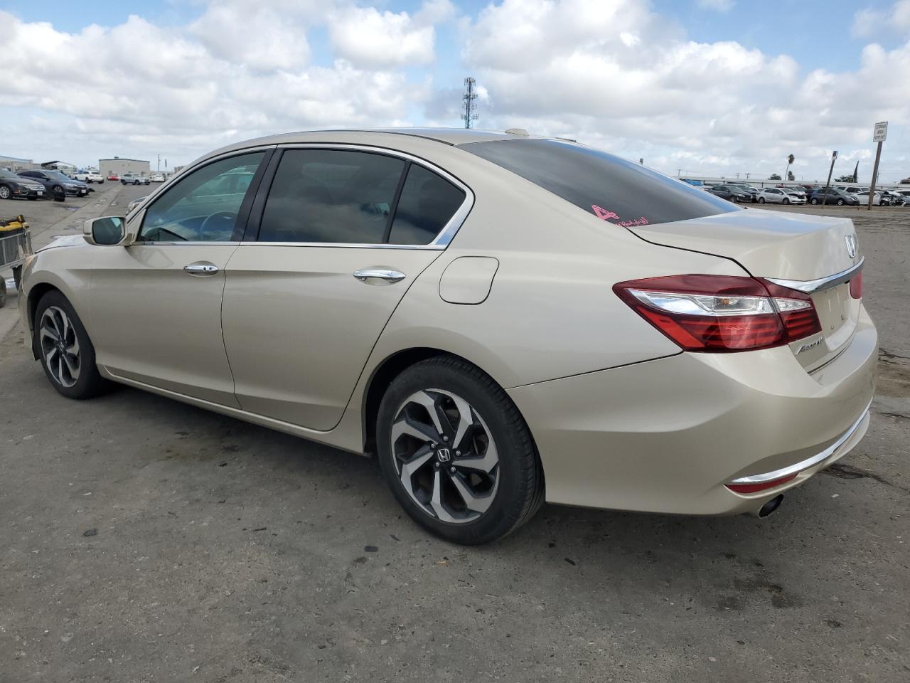 Image 2 of 2017 HONDA ACCORD EXL 2017 with VIN 1HGCR3F02HA005462