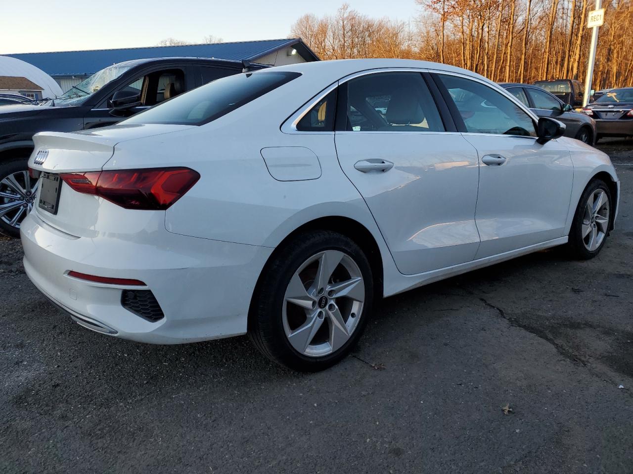 Obraz 3 z 2022 AUDI A3 PREMIUM 2022 z VIN WAUAUDGY3NA036730