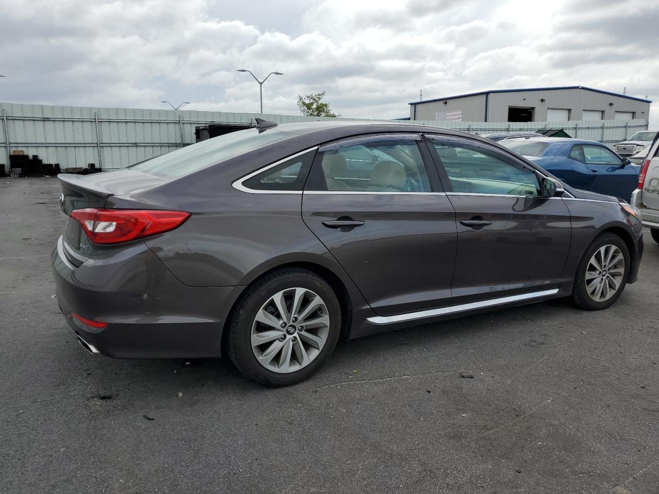 Image 3 of 2017 HYUNDAI SONATA SPORT 2017 with VIN 5NPE34AF9HH489343