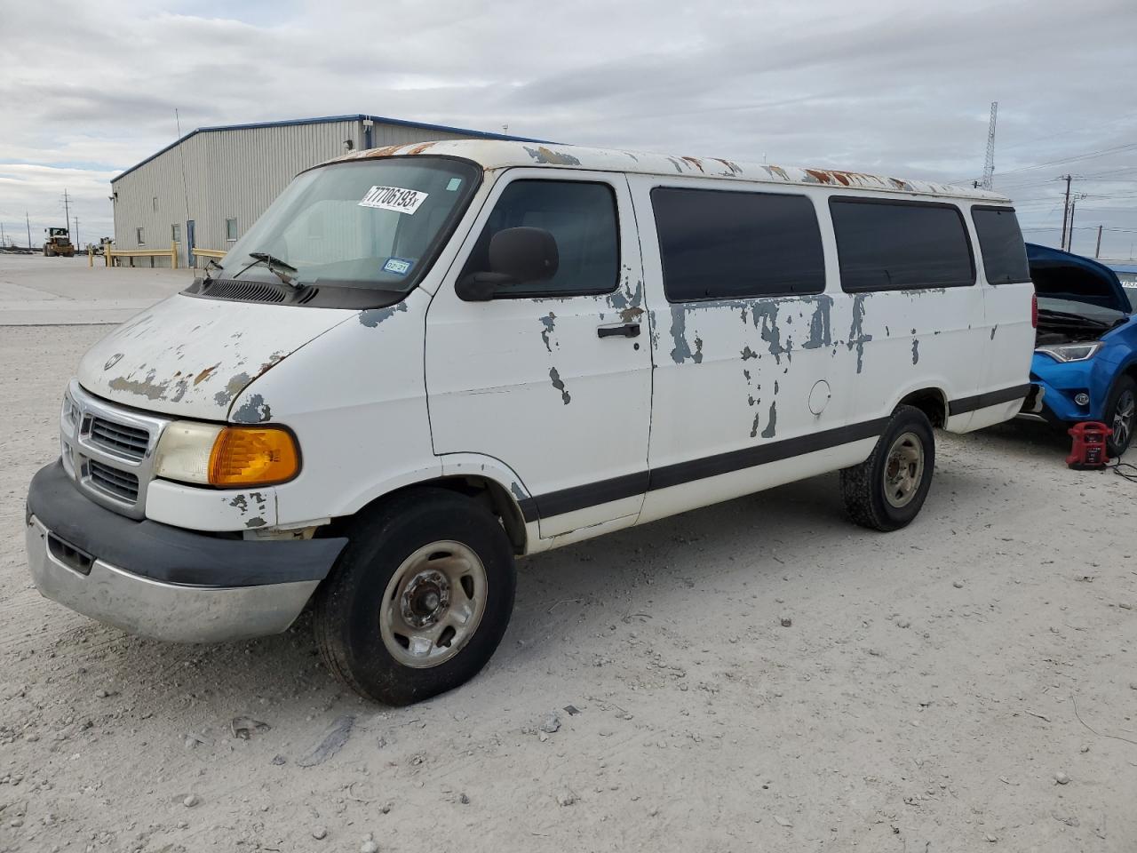 Image 1 of 1999 DODGE RAM WAGON B3500 1999 with VIN 2B5WB35Z8XK542980