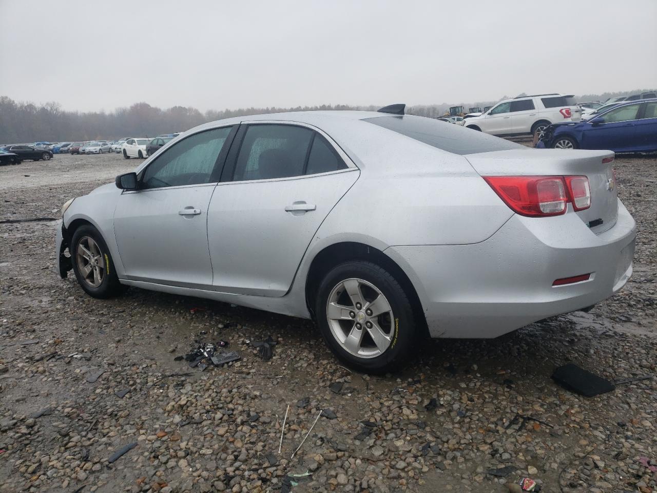 Изображение 2 2015 CHEVROLET MALIBU LS 2015 с VIN 1G11B5SL4FF120904
