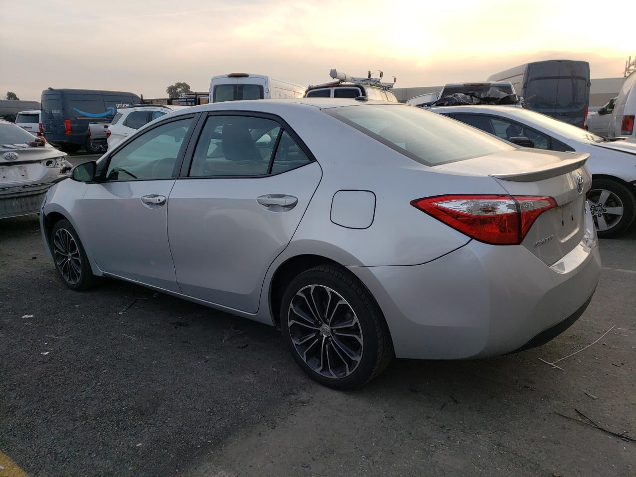 Image 2 of 2016 TOYOTA COROLLA L 2016 with VIN 5YFBURHE6GP521516