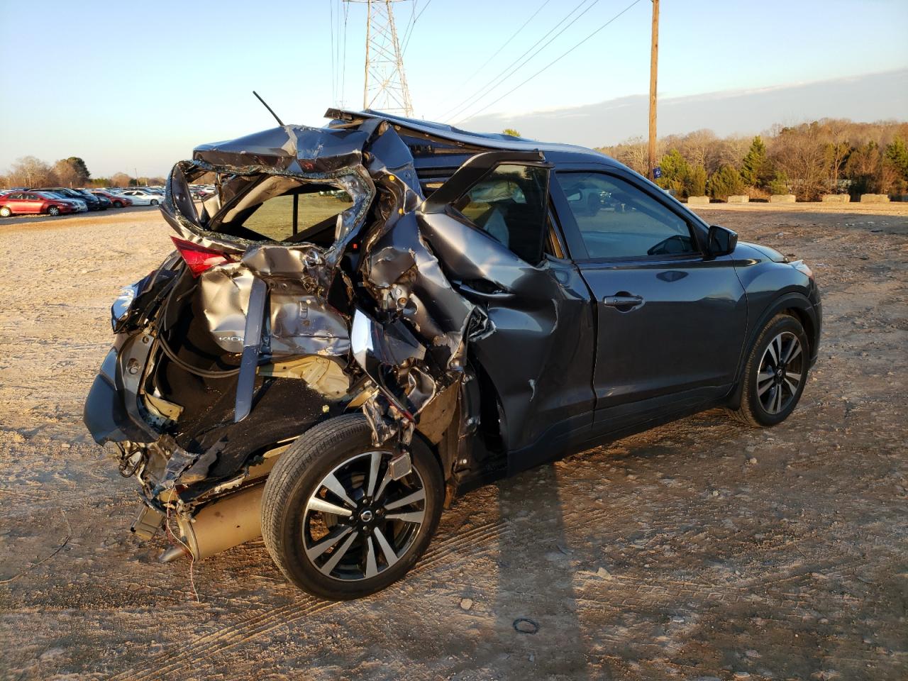 Obraz 3 z 2018 NISSAN KICKS S 2018 z VIN 3N1CP5CU9JL542502