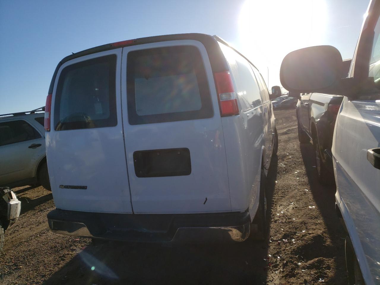 Image 3 of 2018 CHEVROLET EXPRESS G3500  2018 with VIN 1GCZGHFG6J1337323
