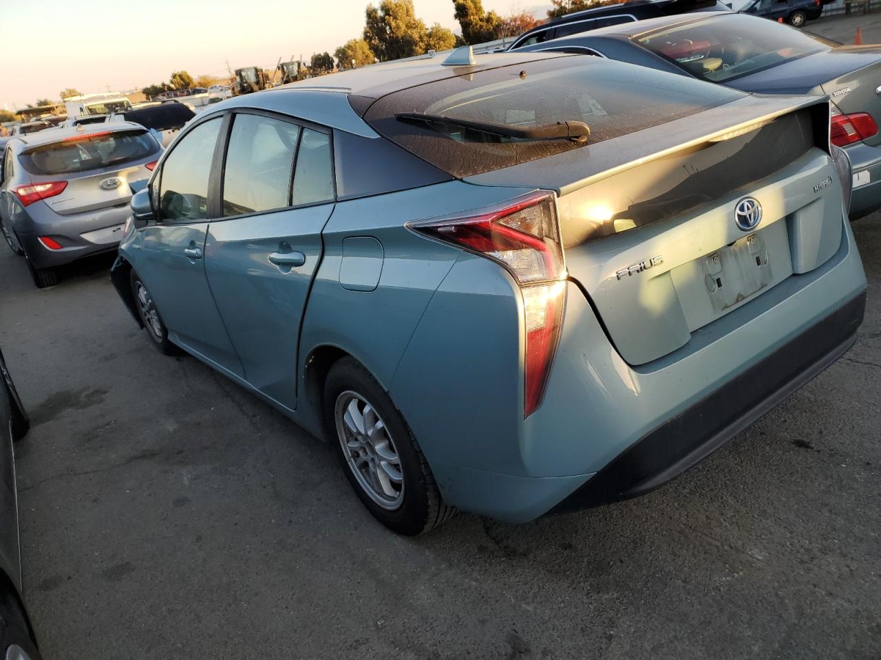 Image 2 of 2016 TOYOTA PRIUS  2016 with VIN JTDKBRFU9G3010553