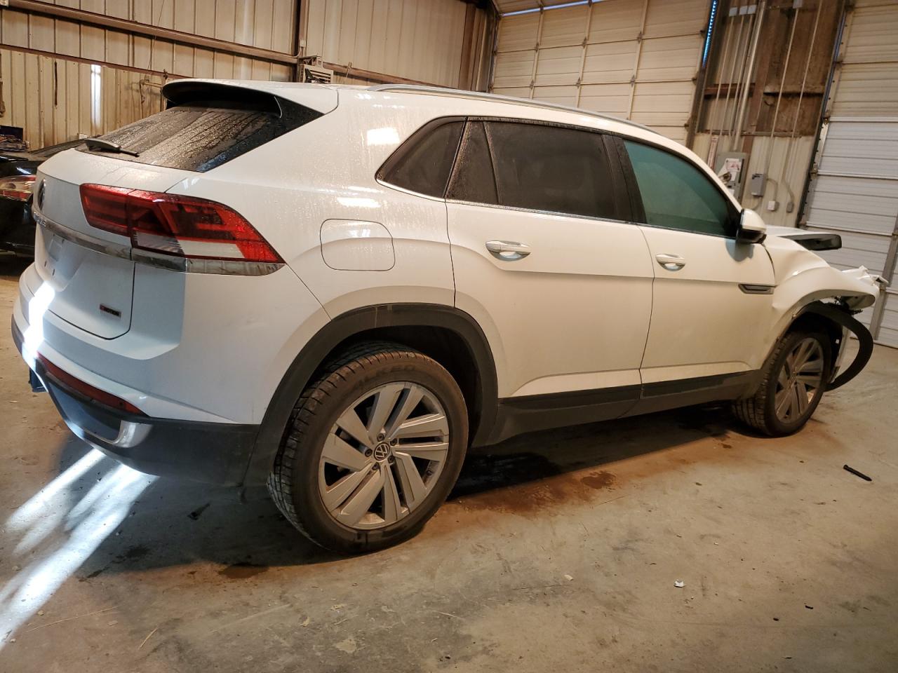 Изображение 3 2020 VOLKSWAGEN ATLAS CROSS SPORT SE 2020 с VIN 1V21E2CA2LC220053