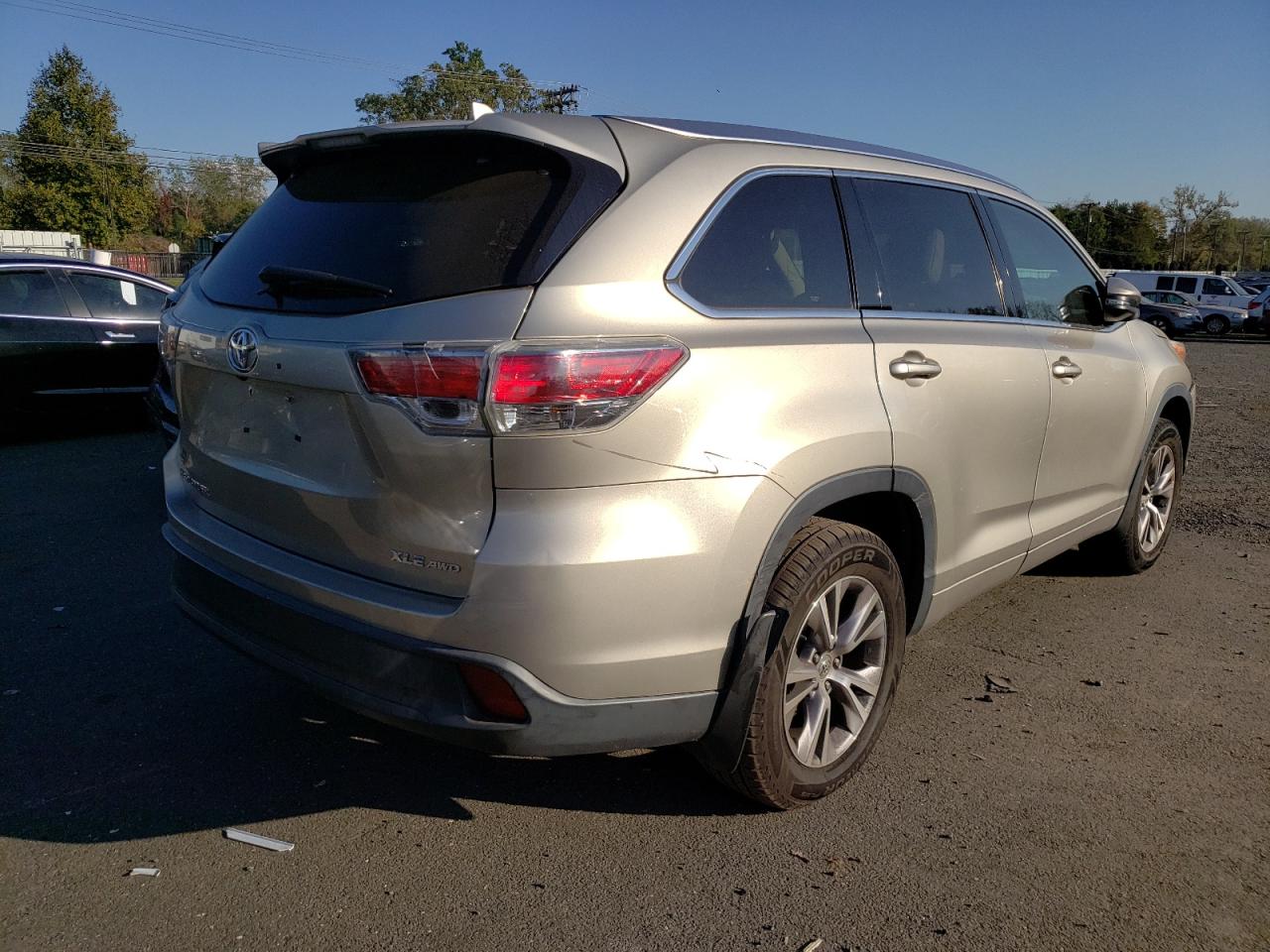 Obraz 3 z 2014 TOYOTA HIGHLANDER XLE 2014 z VIN 5TDJKRFH7ES009508