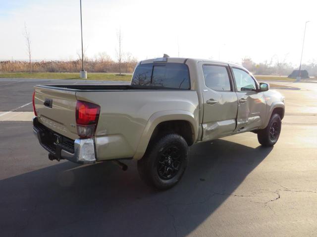 Image 3 of 2019 TOYOTA TACOMA DOUBLE CAB 2019 with VIN 3TMCZ5AN8KM269504