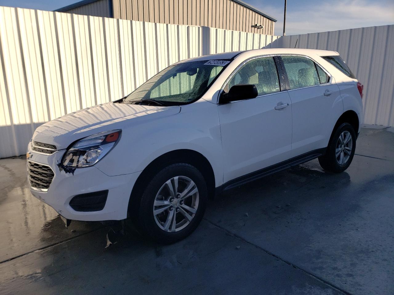 Image 1 of 2017 CHEVROLET EQUINOX LS 2017 with VIN 2GNALBEK3H1514871